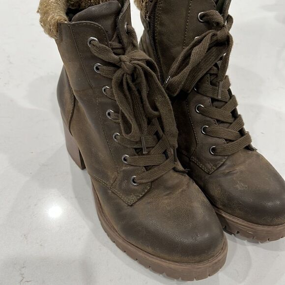 Universal Threads Combat Boot Womens 8.5 Lace Up Chunky Block Heels Casual Brown - Picture 2 of 5